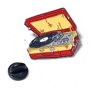 VINTAGE RECORD PLAYER LAPEL PIN